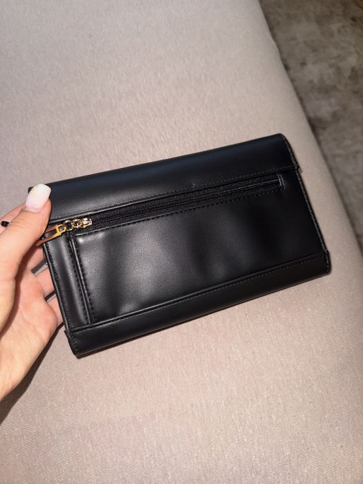 Дамско портмоне GUESS