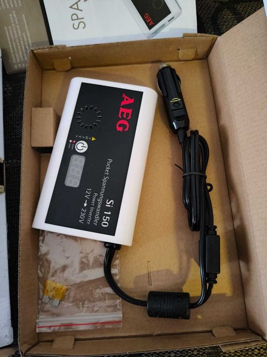Invertor nou, 12v/220V, AEG SI 150, 150W, display afisare tensiune