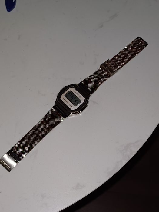Лимитированные часы от Casio