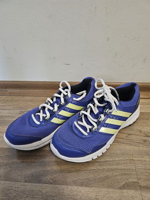 Маратонки Adidas 36н.