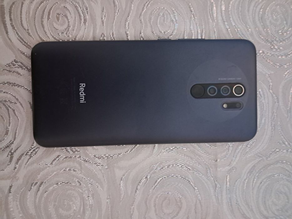 Redmi 9 . 3/32 gb