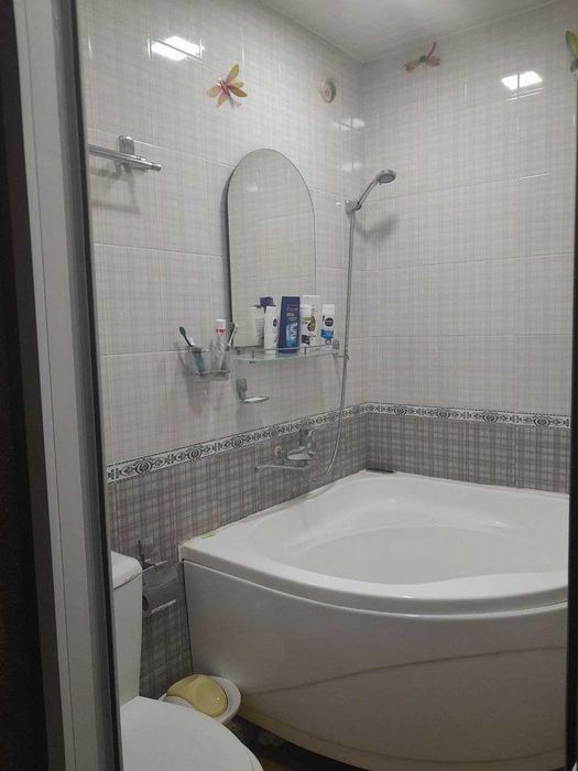 6 сотихли ховли сотилади.