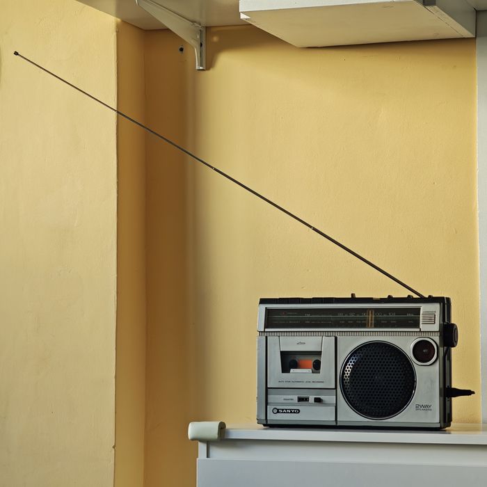 SANYO M2429FZ – винтидж радио‑касетофон, 1982г.
