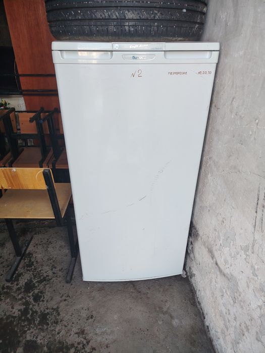 Холодильник Бирюса