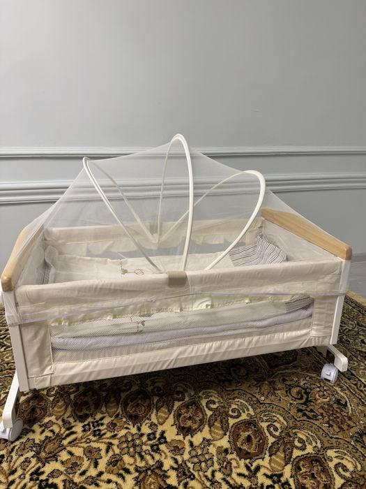 Детская люлька-колыбель с москитной сеткой