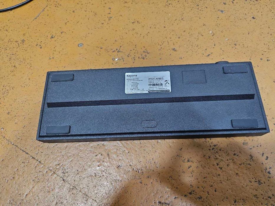 K61 Pro X mexanik klaviatura / Qizil svich (Ideal holatda)