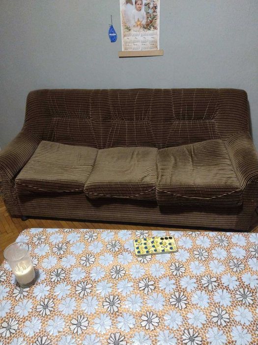 Разтегателен диван + 2 фотьойла