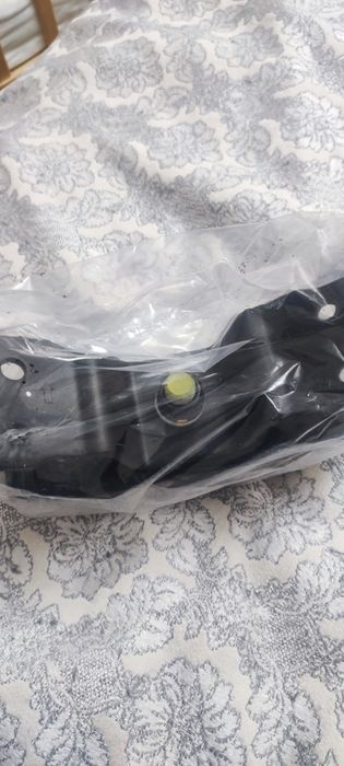 АКПП подушка хюндай Старекс 2008г