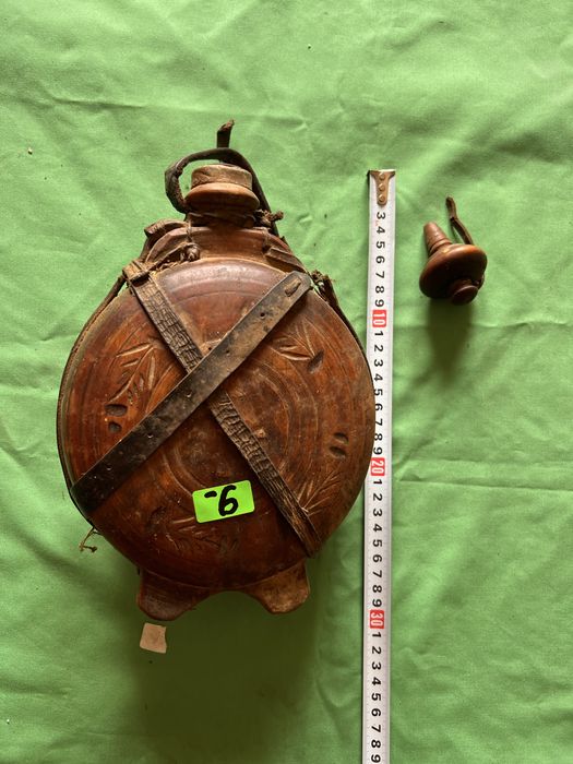 Антикварни малки медни котлети, тиган и дървена бъклица