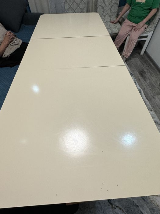 Продается стол длина 2метр . Новый……….,,