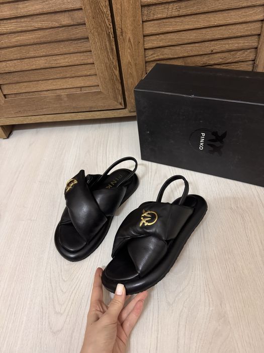 Оригинални дамски сандали Pinko 37