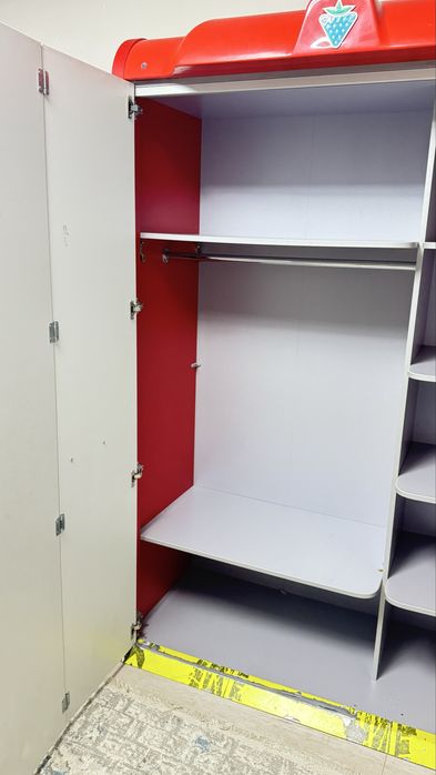 Детский шкаф в отличном состоянии