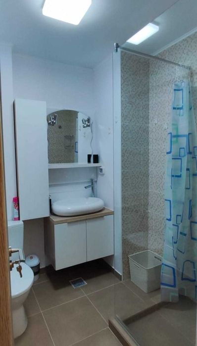 Apartament 2 camere semidecomandat mamaia  tabara de inchiriat.
