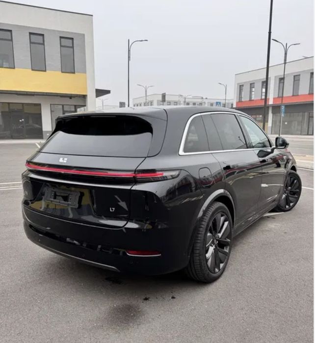 LI 7 ultra 2025 yil kiraskasi toza