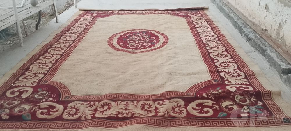 Qolin 4,50 ga, 3, 50  sotiladi