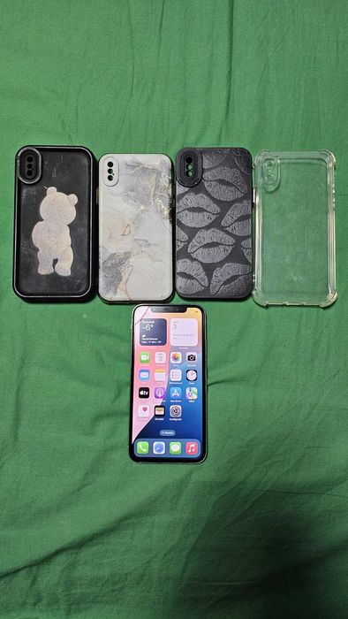 iPhone XS Silver – 64GB – Baterie 100% + 4 Huse Cadou