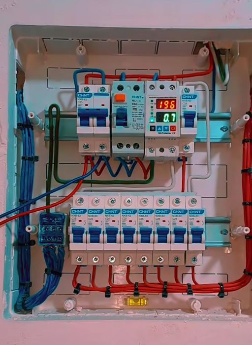 Elektrik xizmat hamyonbob narxda