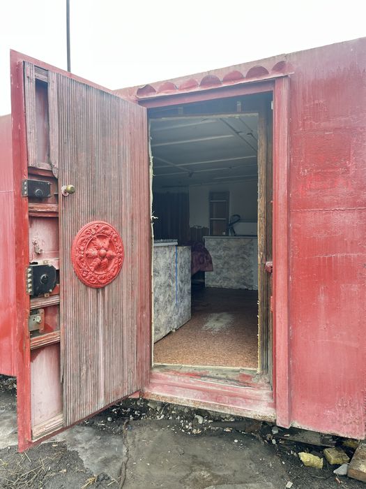 Продам утепленный киоск