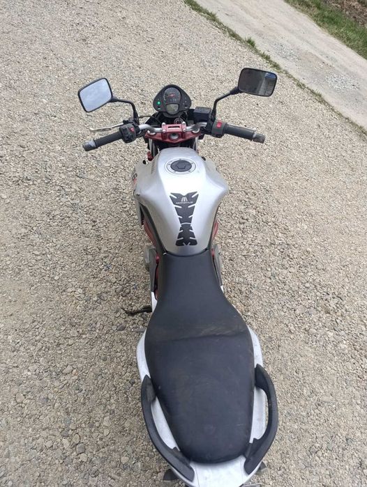 De vanzare Kawasaki ER6-N !