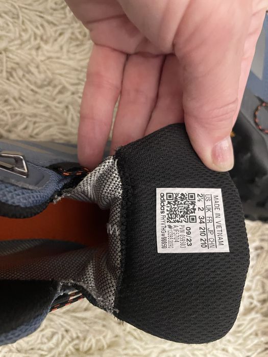 Ghete impermeabile adidas terrex marime 34