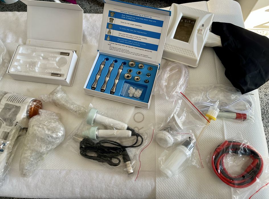 Козметичен комбайн за терапия на лице