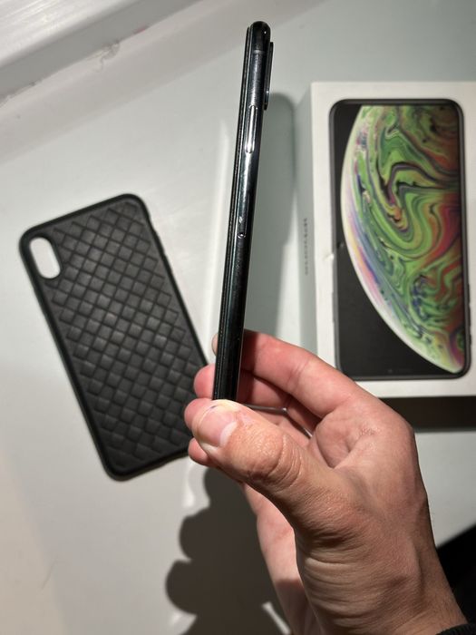 iPhone Xs Max с коробкой