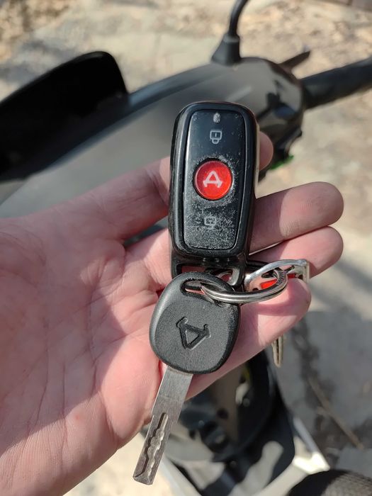 Электроскутер мопед