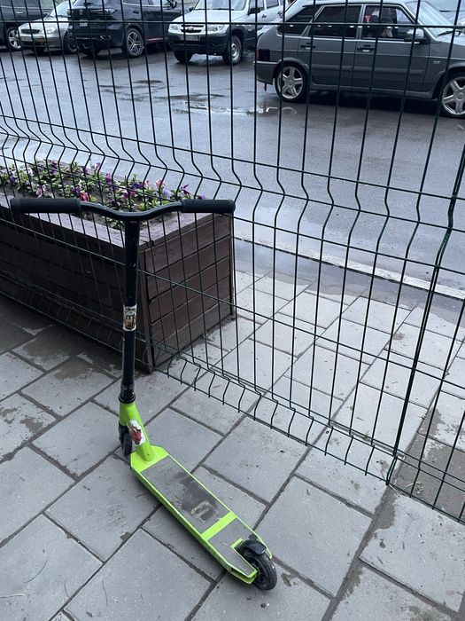 трюковой самокат парк