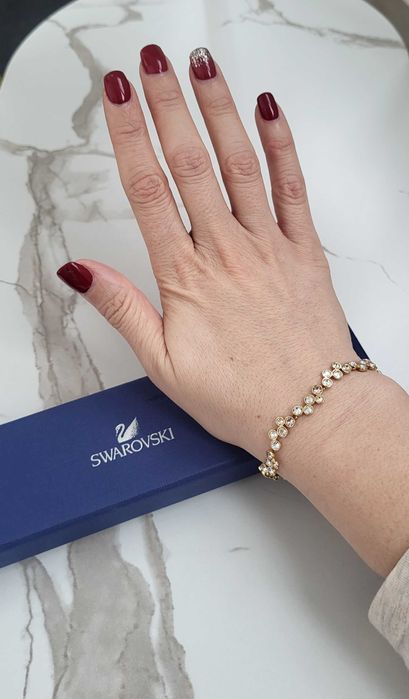 Bratara originala Swarovski - stare impecabila, in cutie