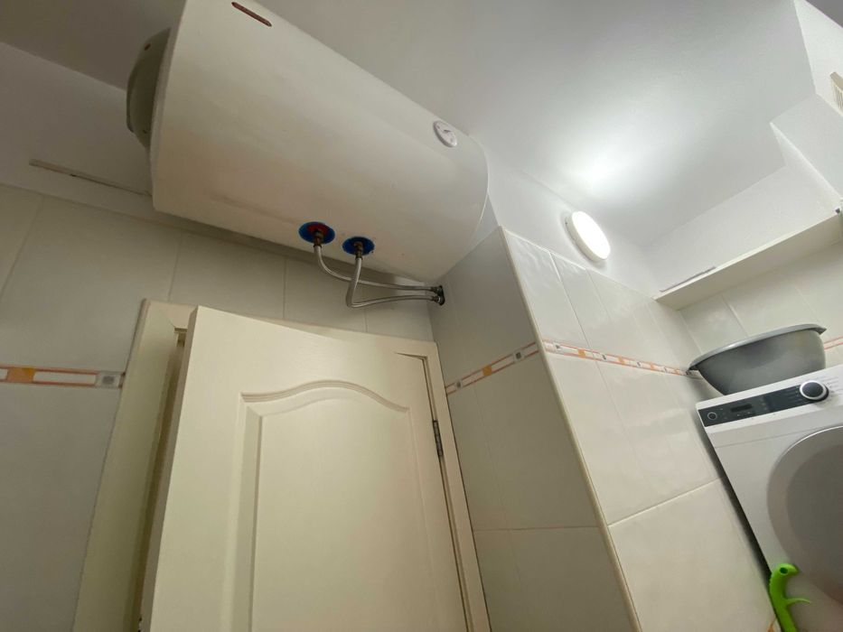 Продава се Двустаен апартамент в София, Изток - 71 кв.м за 4085 €/кв.м - Снимка #8