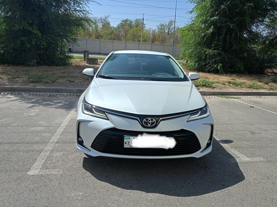 Срочно продам TOYOTA COROLLA
