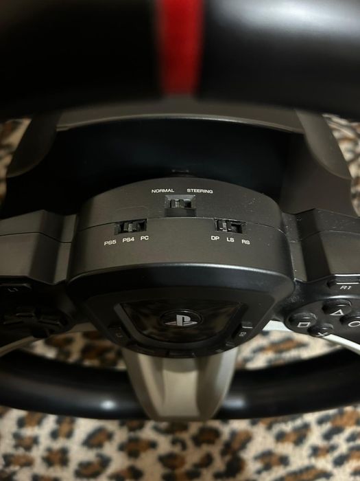 Volan HORI Racing Wheel Apex (RWA) + Pedale | PS5 / PS4 / PC | Stare foarte buna