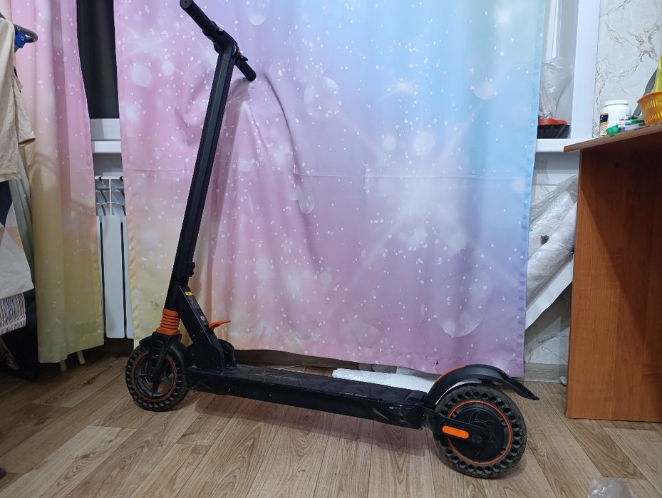 Продам электросамокат