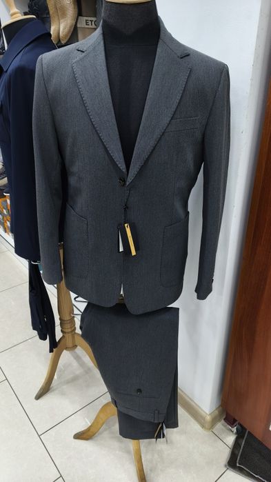 Костем "Masculino" новый все размеры