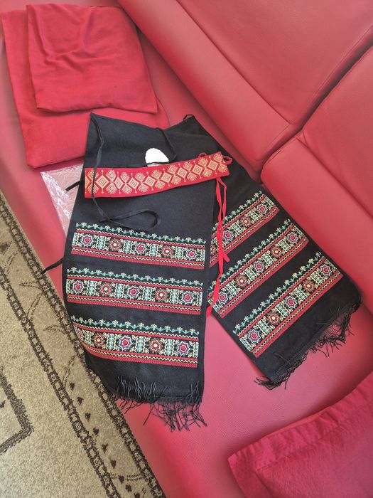 Zăvelci cu brâu din costum popular