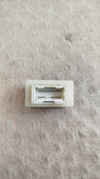 Блок AUX USB на Hyundai и Kia.