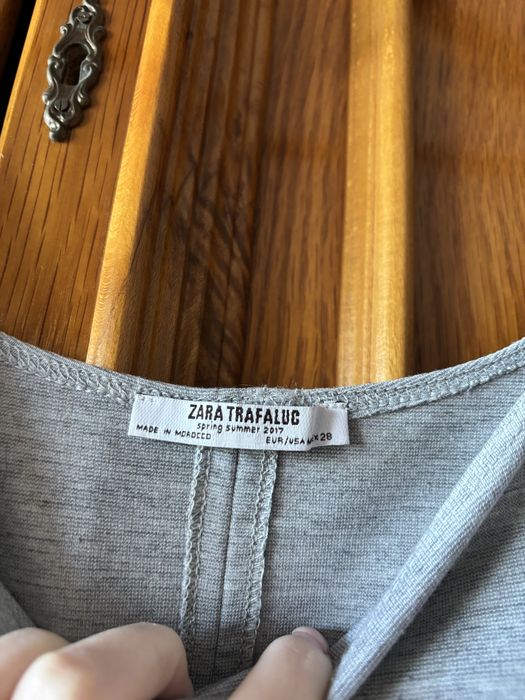 Rochie Zara Trafaluc gri mulată midi, mărimea XS/S