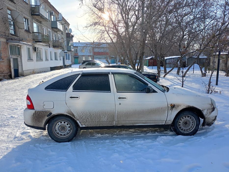 Продам приору 2011