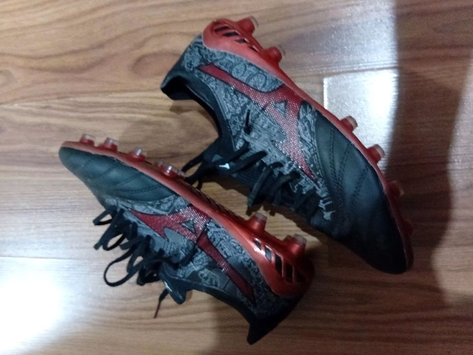 Бутсы Mizuno новые