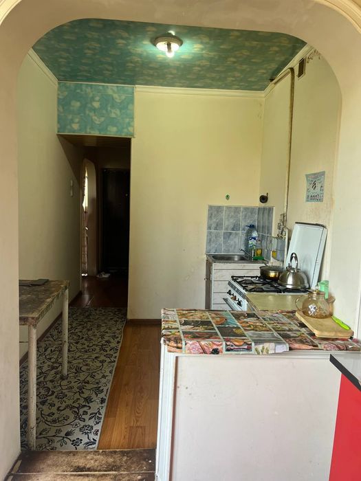 Kvartira 2 xonali 6.4da, lokatsiyasi zo'r joyda