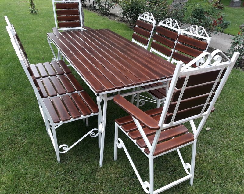 Masa 1600x820mm cu 6 scaune si 2 fotolii