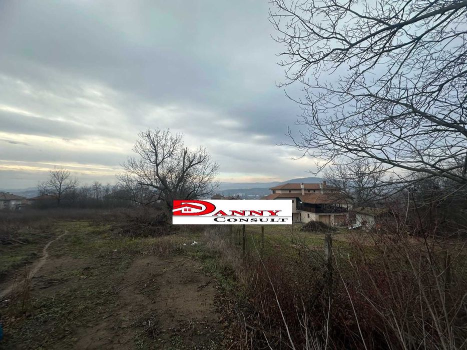 Парцел за жилищно строителство в гр. Дебелец