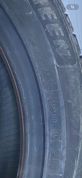 Продается автошины зимние без шипов 235/55/20 102 H, новые в количесте