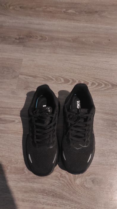 Adidași Hoka , alergare