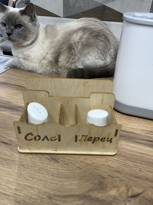 Продам кухонный набор, за всё 4000