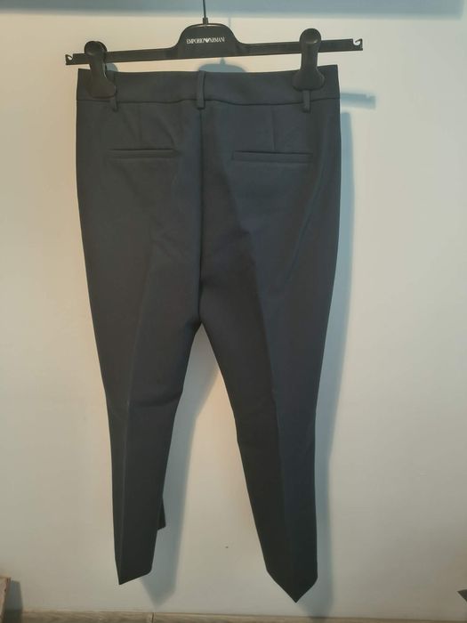Pantaloni drepti cu pense