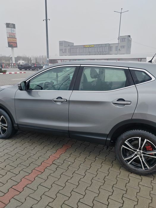 Vând Nissan Qashqai J11