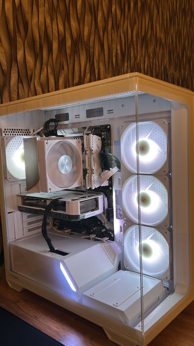 Игровой компьютер, белая сборка