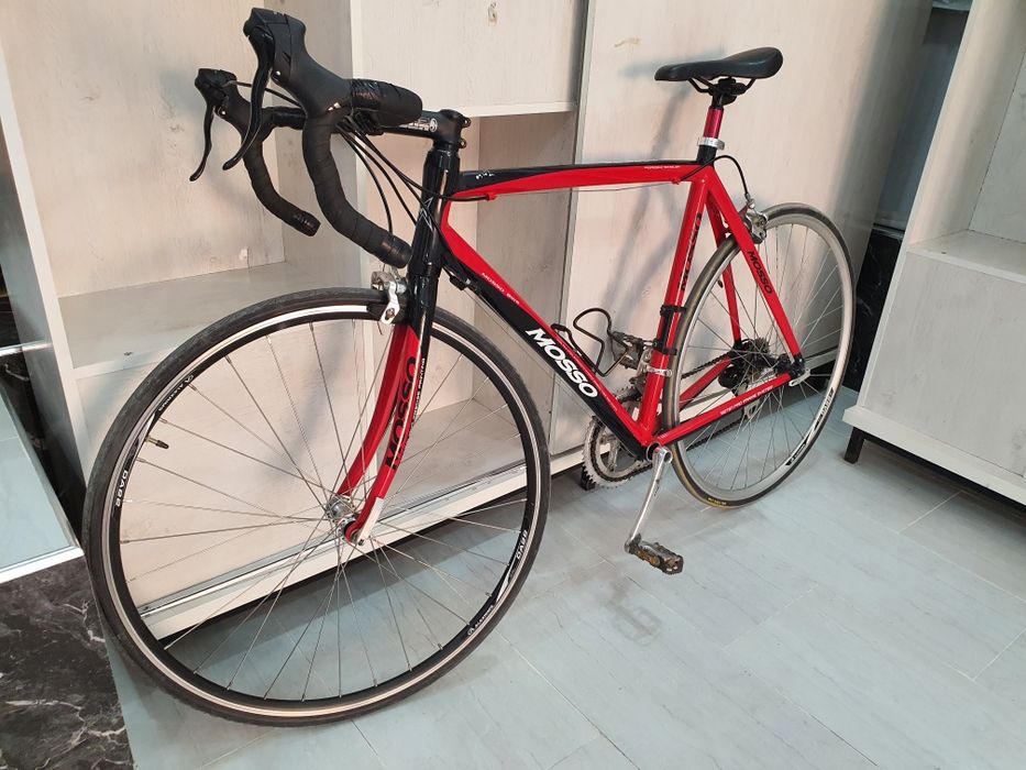 Велосипед шоссейный алюминьевый