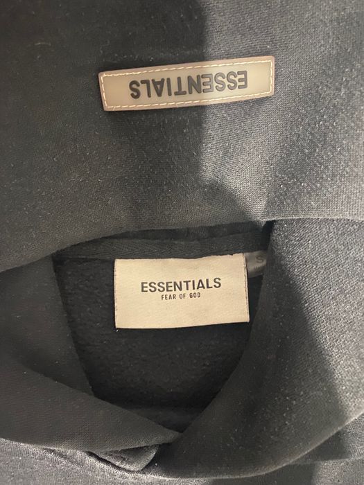 Hanorac essentials